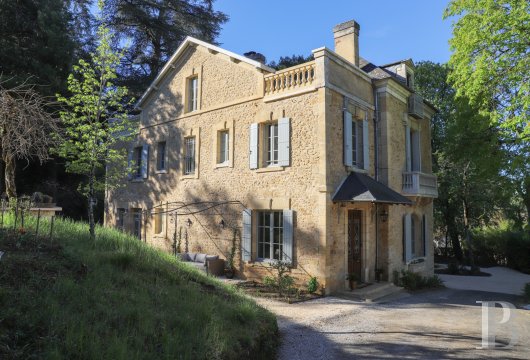 A 1920s house surrounded by a large park in the heart of Sarlat, in the Dordogne - photo  n°8